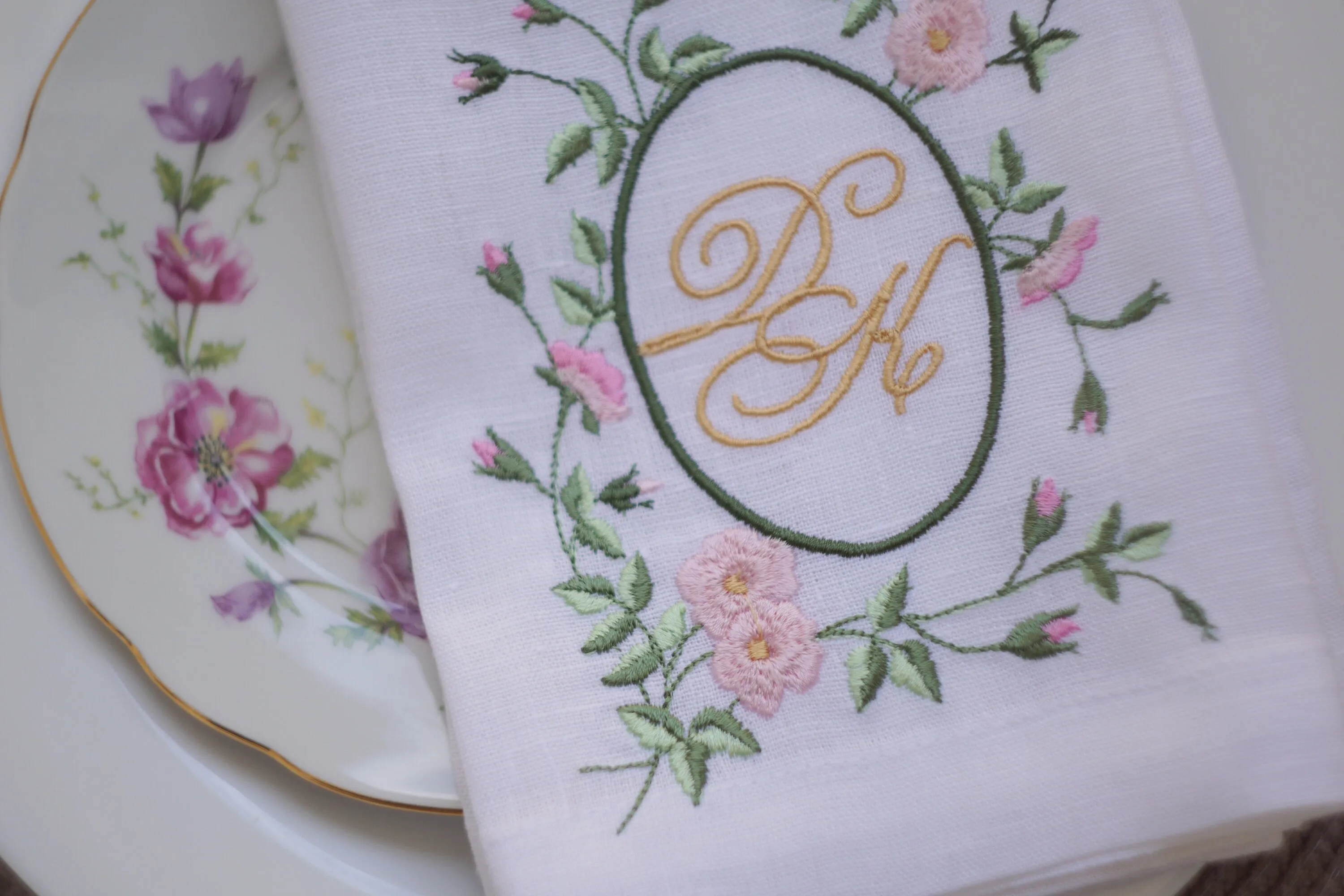 #101 | Rose branches | Personalized | Linen napkins