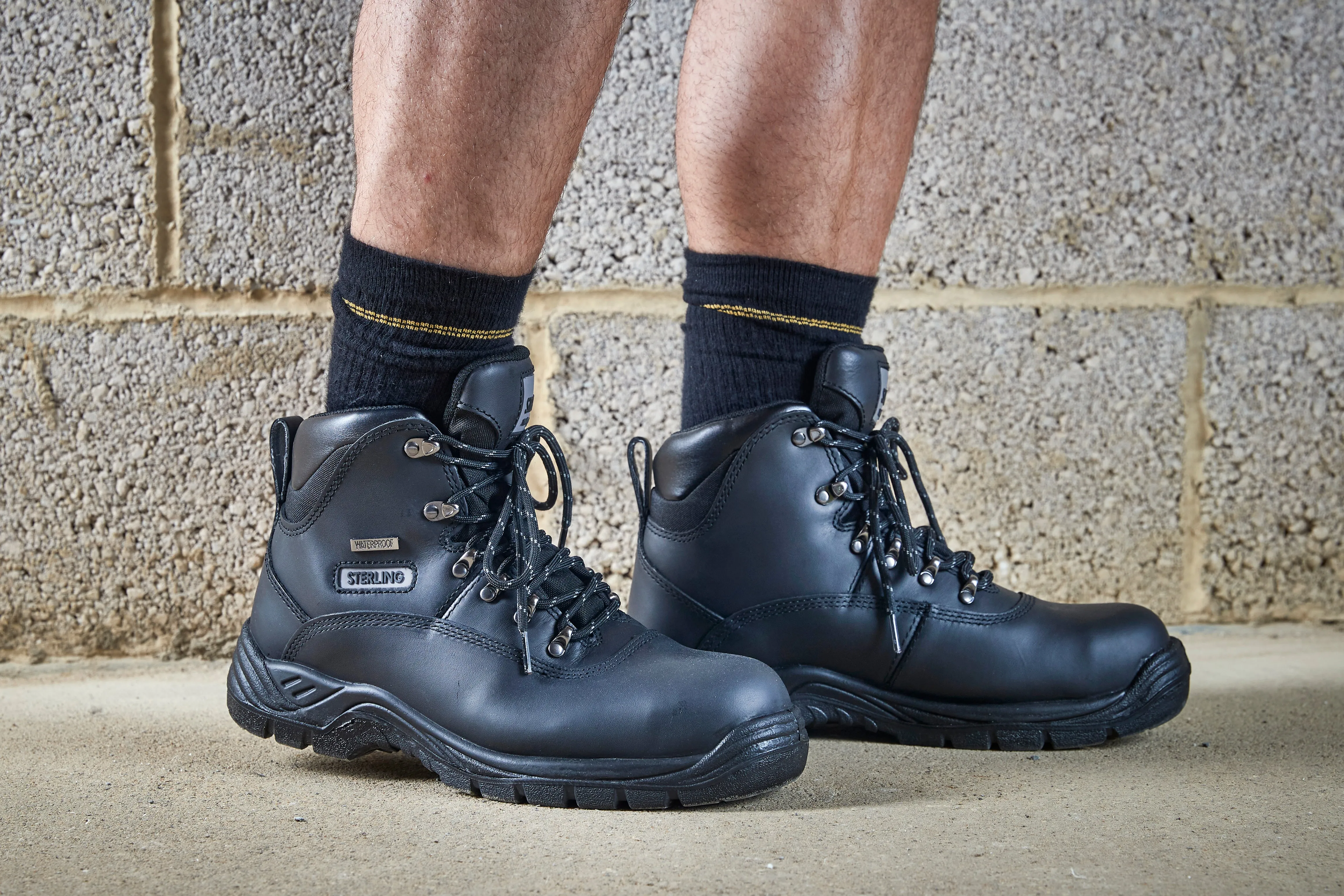 Apache Waterproof Safety Hiker Boots
