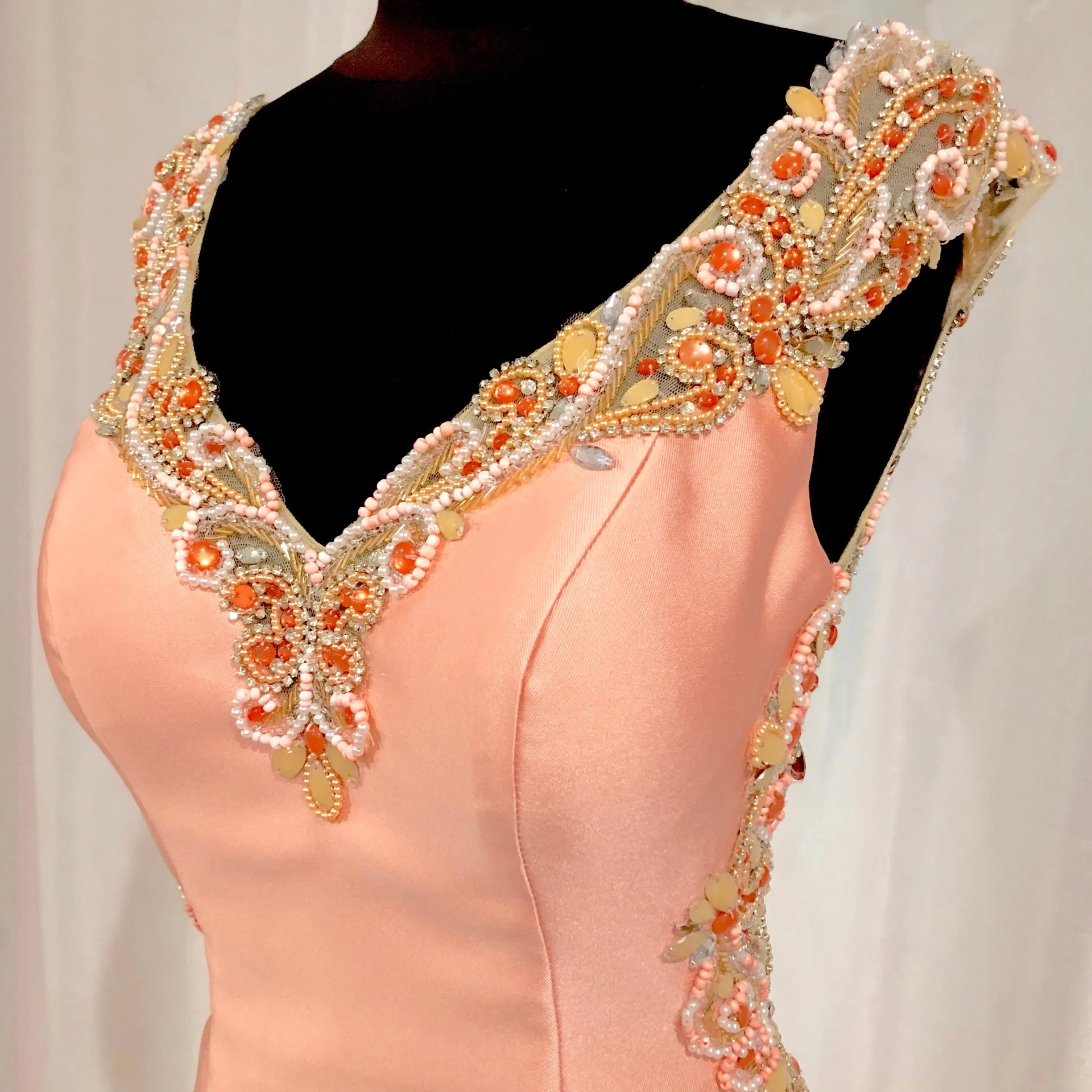 BOUTIQUE Long Peach Mermaid Gown Size 8