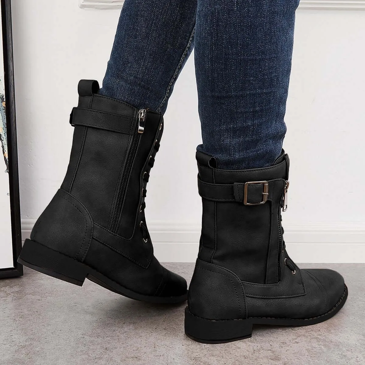 Casual and supportive orthopedic Boots