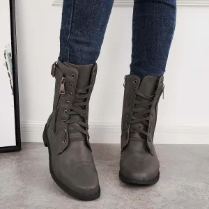 Casual and supportive orthopedic Boots