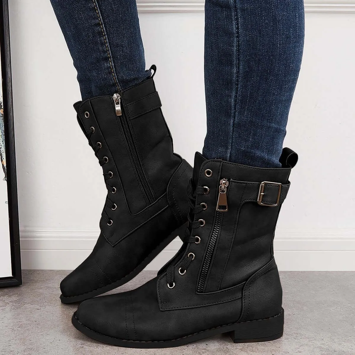 Casual and supportive orthopedic Boots