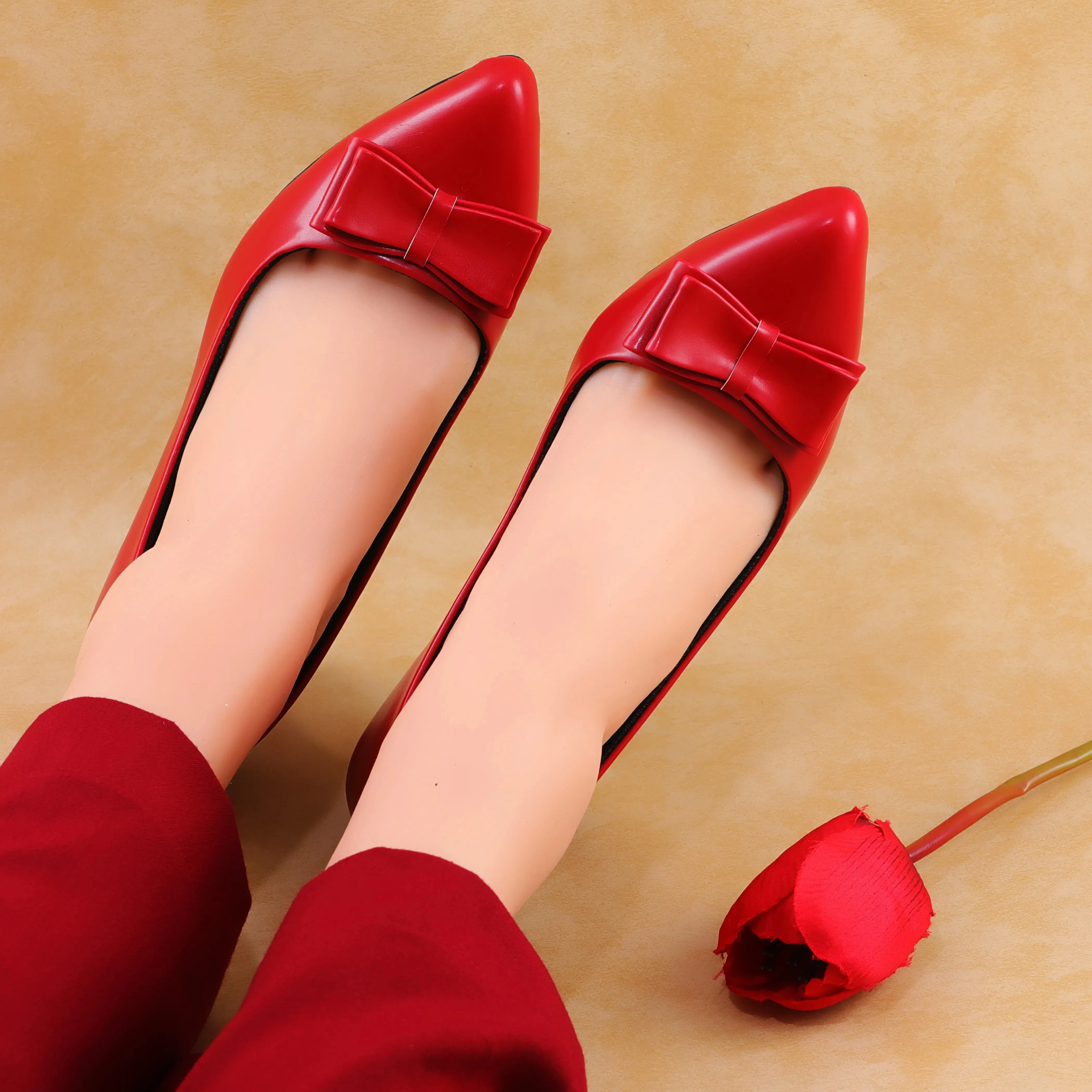 Elden Red women Court shoes