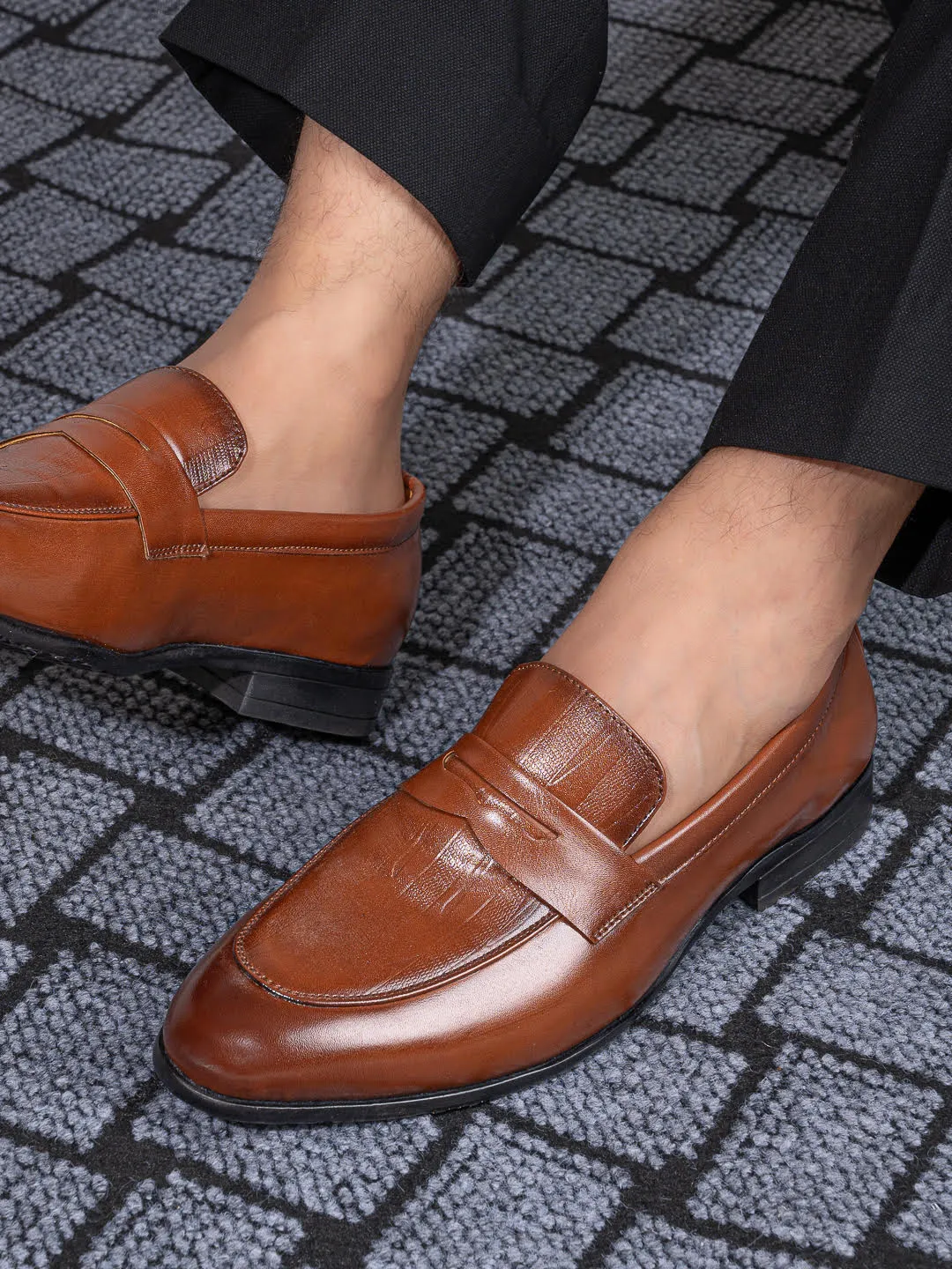 Hydes N Hues Tan Classical Formal Slip-On Shoe for Men
