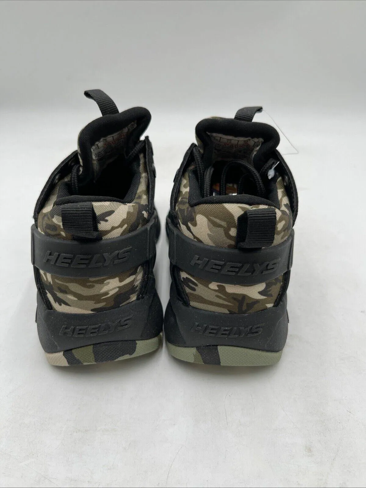 Kid’s Heelys Force Sneakers Black/Green Camo Size 13C - Very Good
