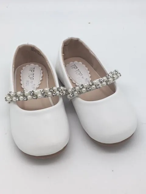 Leatherette Flats with a Rhinestone and Pearl Strap. Size 5