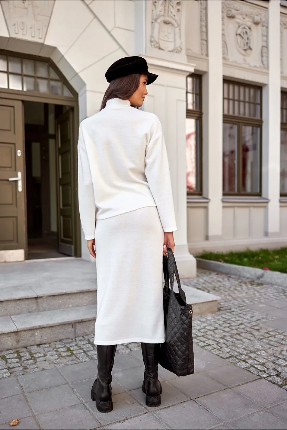 Long sleeves turtleneck blouse