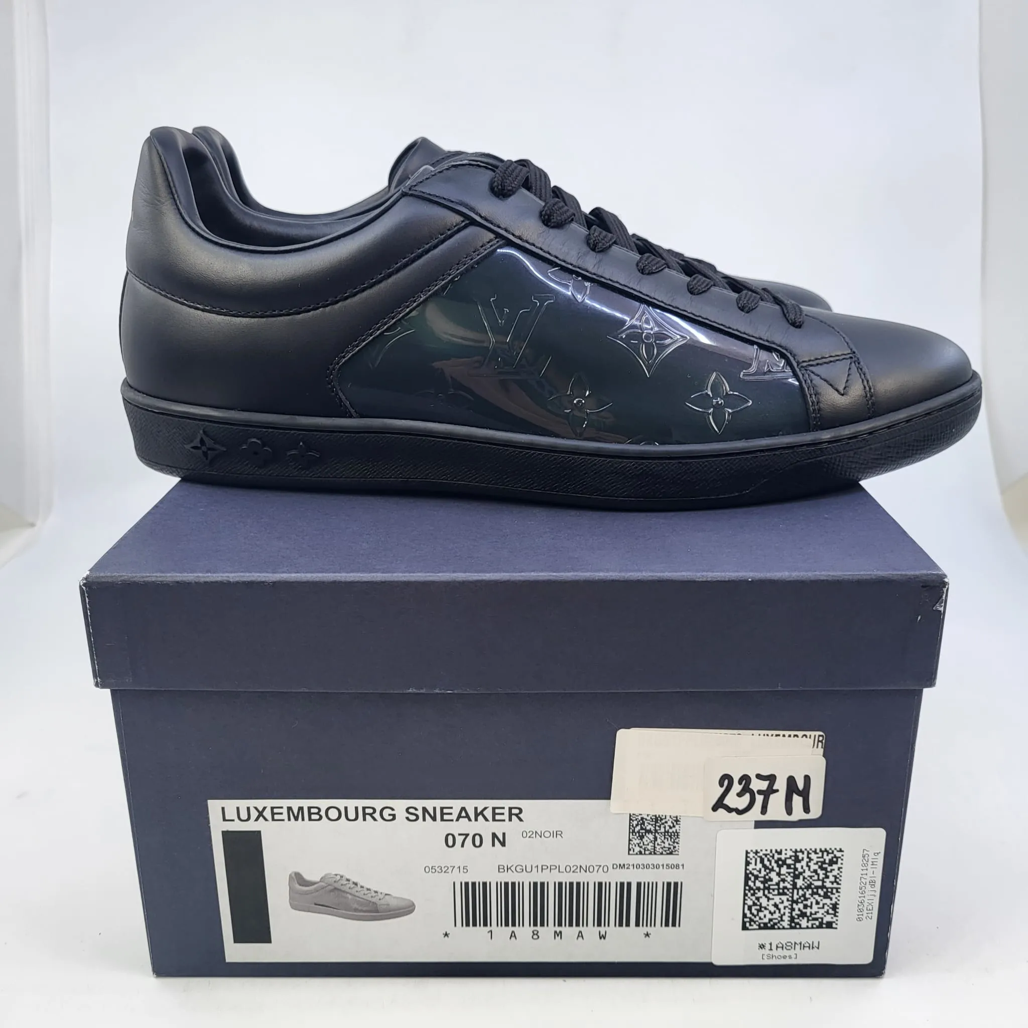 Luxembourg Sneaker
