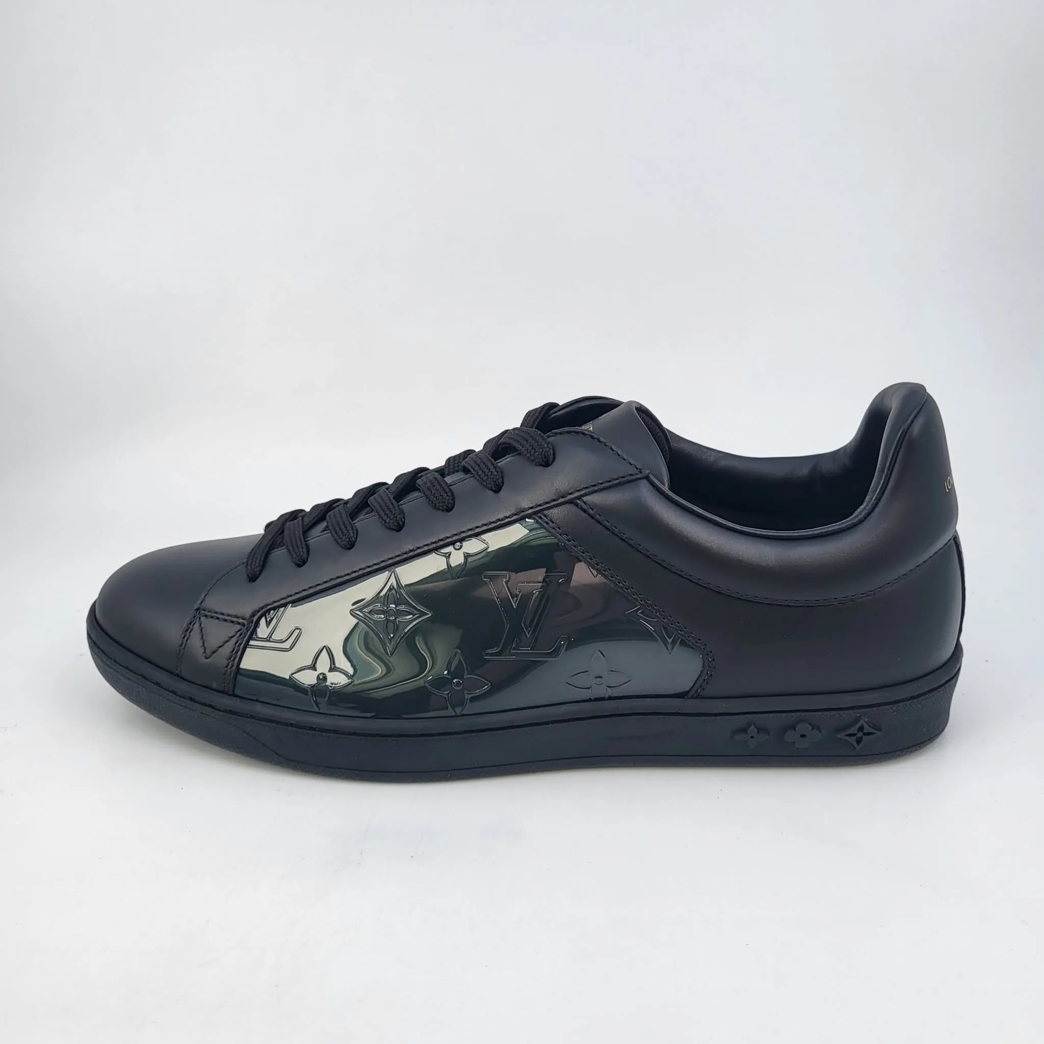 Luxembourg Sneaker