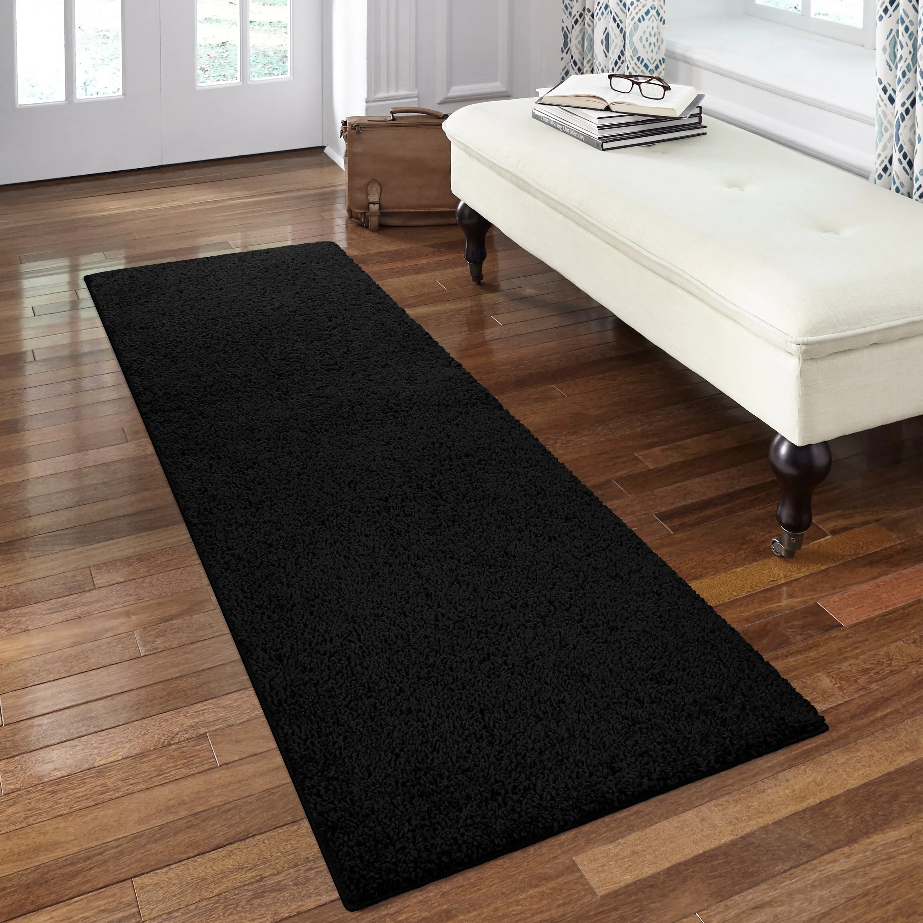 Mainstays Solid Casual Black Shag Runner Rug, 1'9"X5'