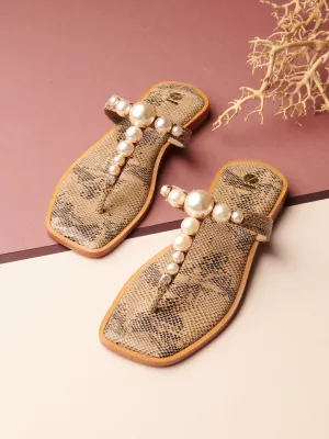 NAVRATAN CHANDRA THONGS
