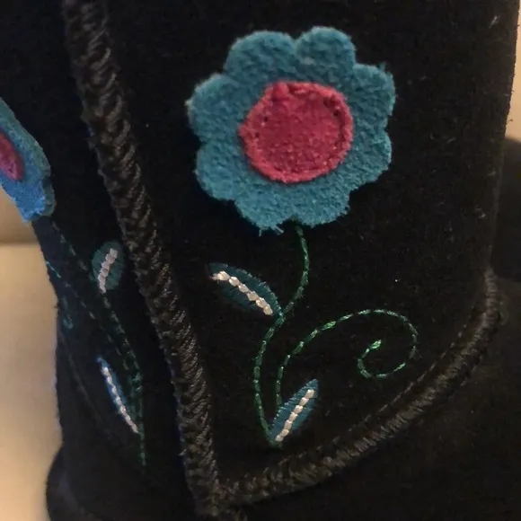 New Bearpaw Buttercup Toddler Boot