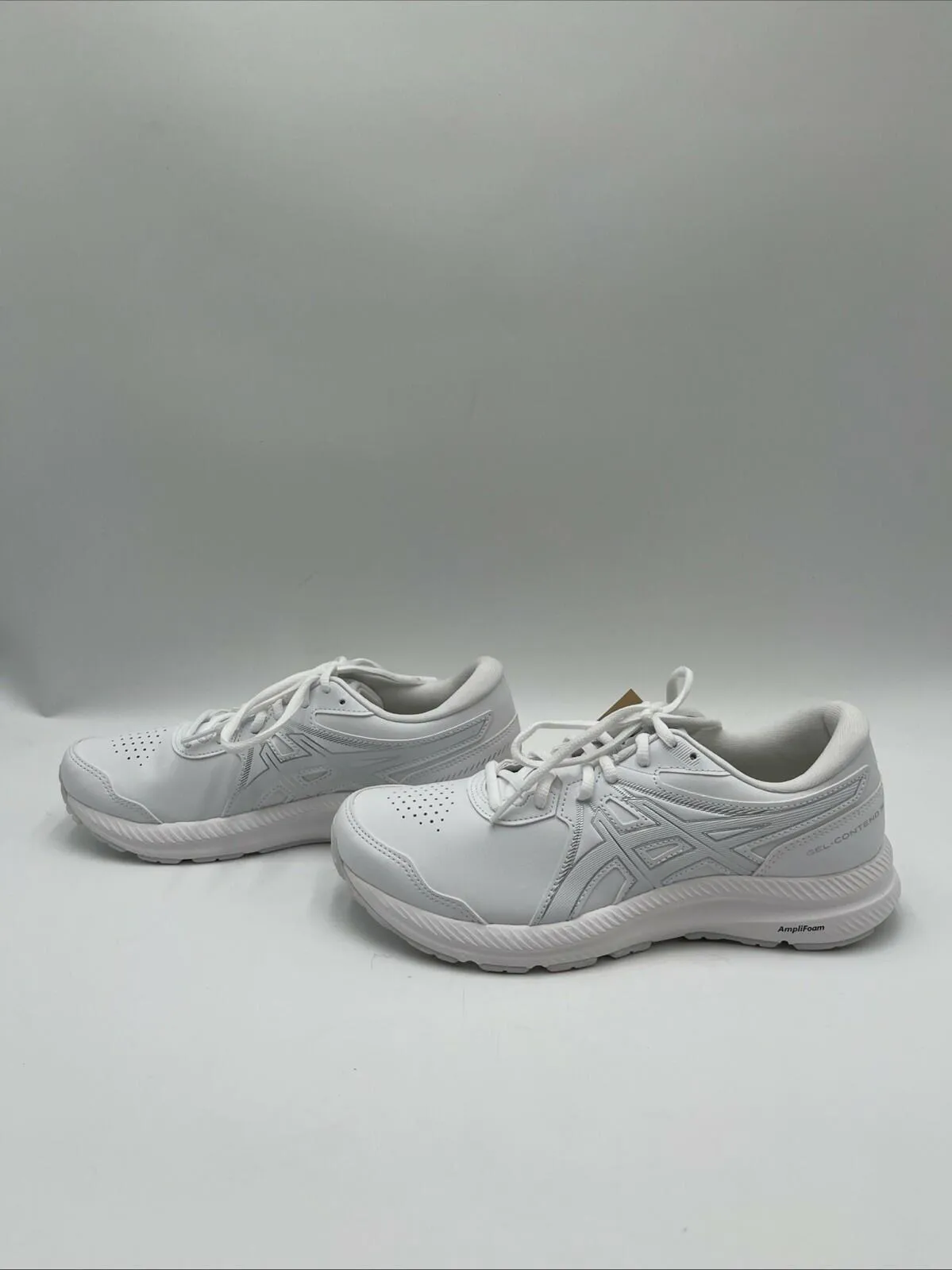 NWB ASICS Women's GEL-Contend Walker Sneakers White Size 8