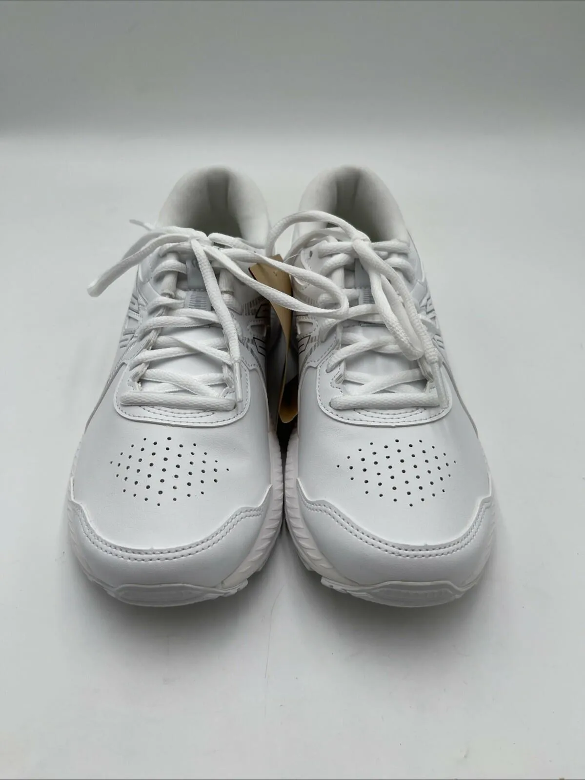 NWB ASICS Women's GEL-Contend Walker Sneakers White Size 8
