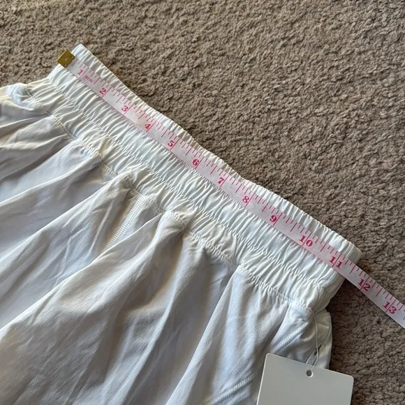 NWT Lululemon Track That Mid Rise Short 5” Lined White Athletic