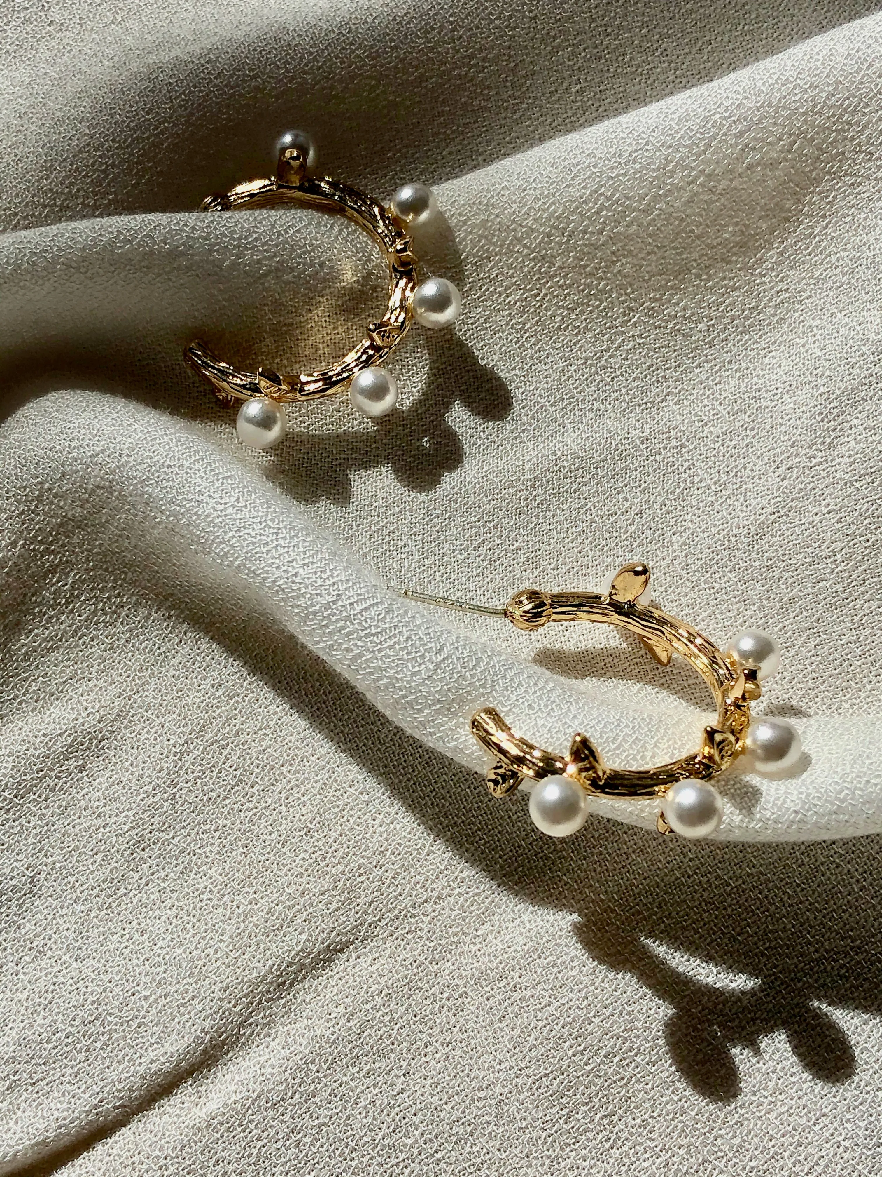 Pearl Wreath Hoop Earrings in Gold
