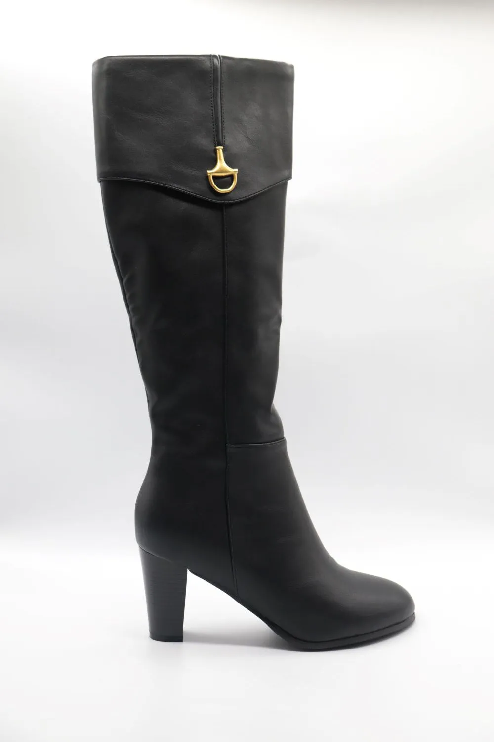 Pointed Heel high boot