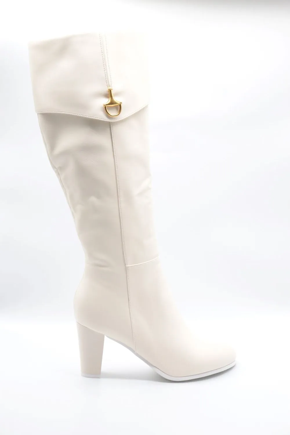 Pointed Heel high boot
