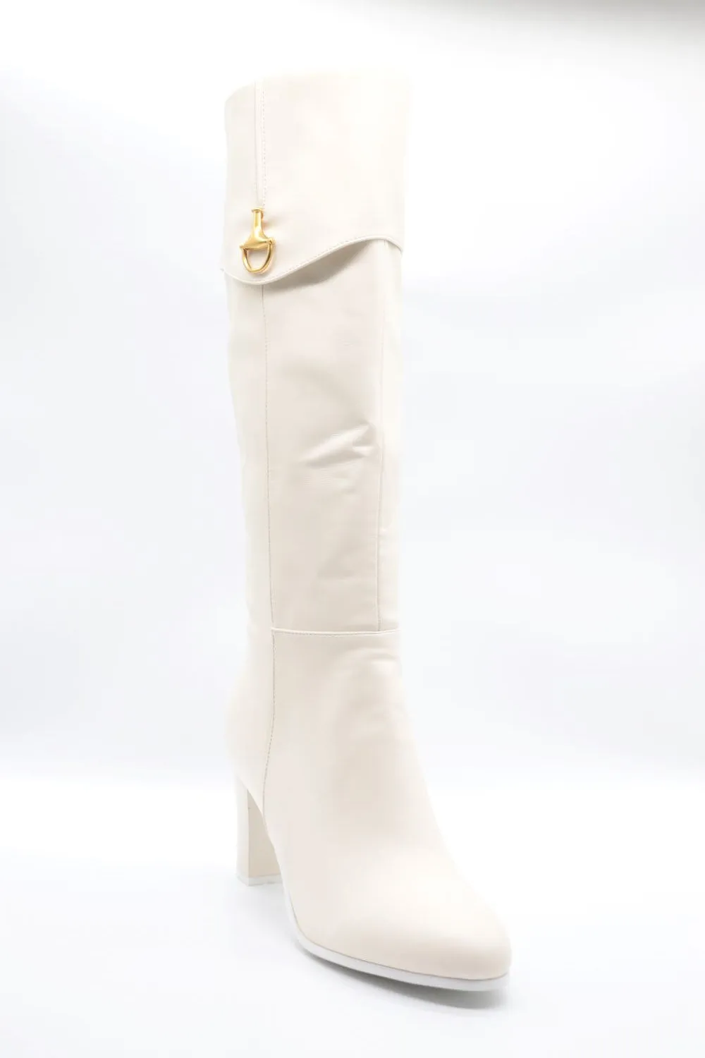 Pointed Heel high boot