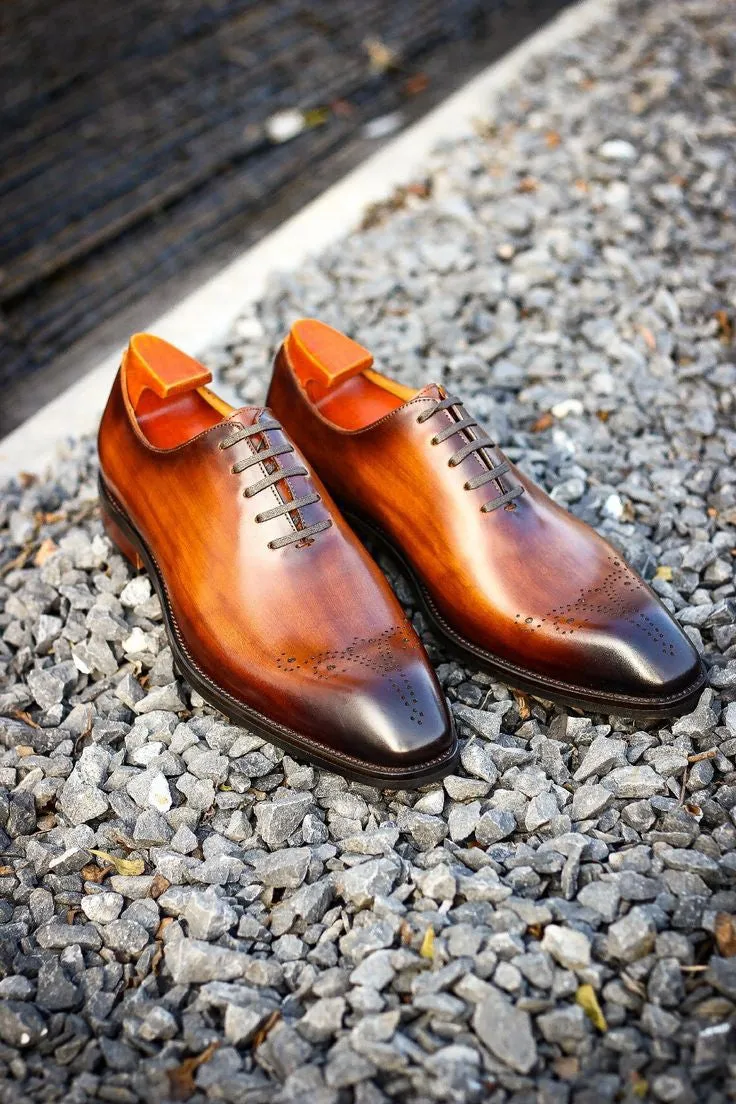 Professional Excellence: Classic Style Leather Shoes for Men|  Superior Comfort & Durability