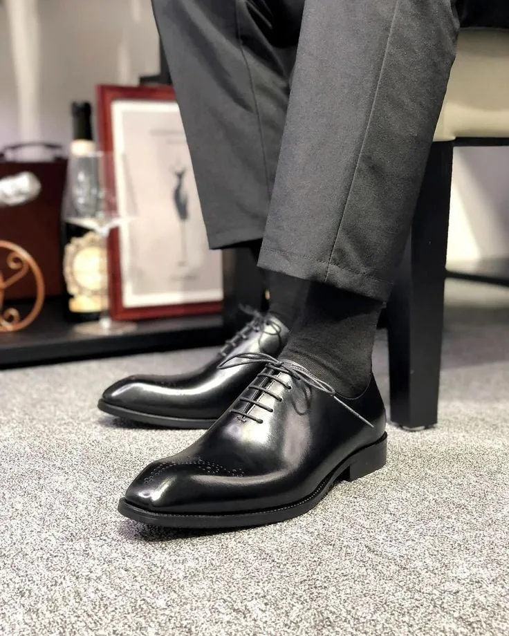 Professional Excellence: Classic Style Leather Shoes for Men|  Superior Comfort & Durability