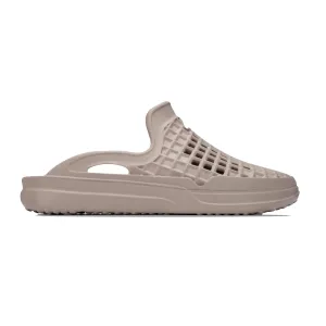 Scenario Slip-On Goat