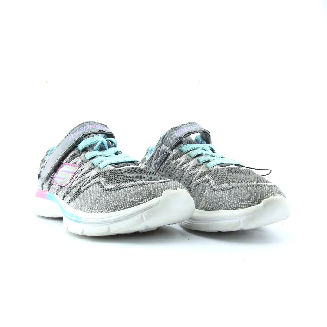 SKECHERS MEMORY FOAM