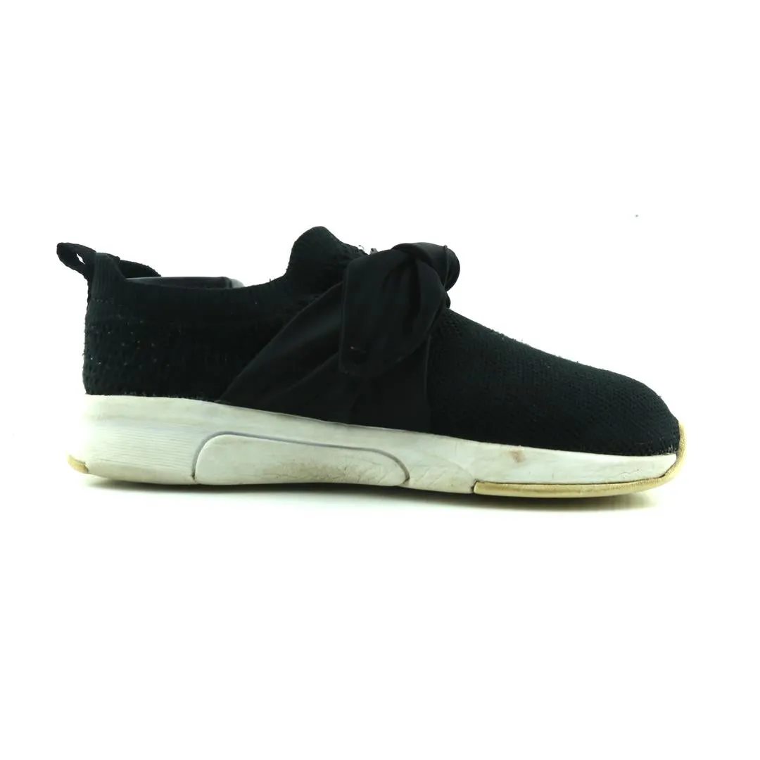 SKECHERS MEMORY FOAM