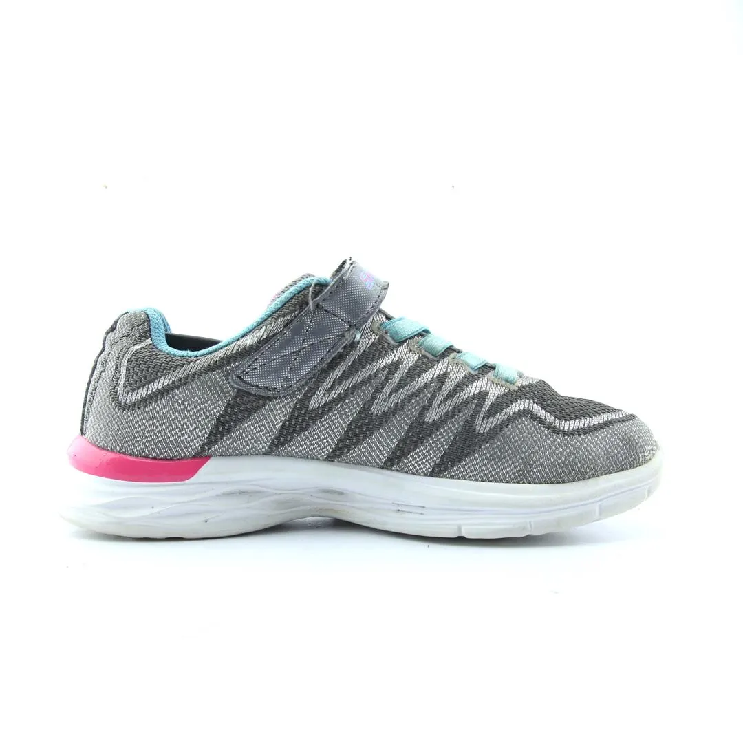 SKECHERS MEMORY FOAM