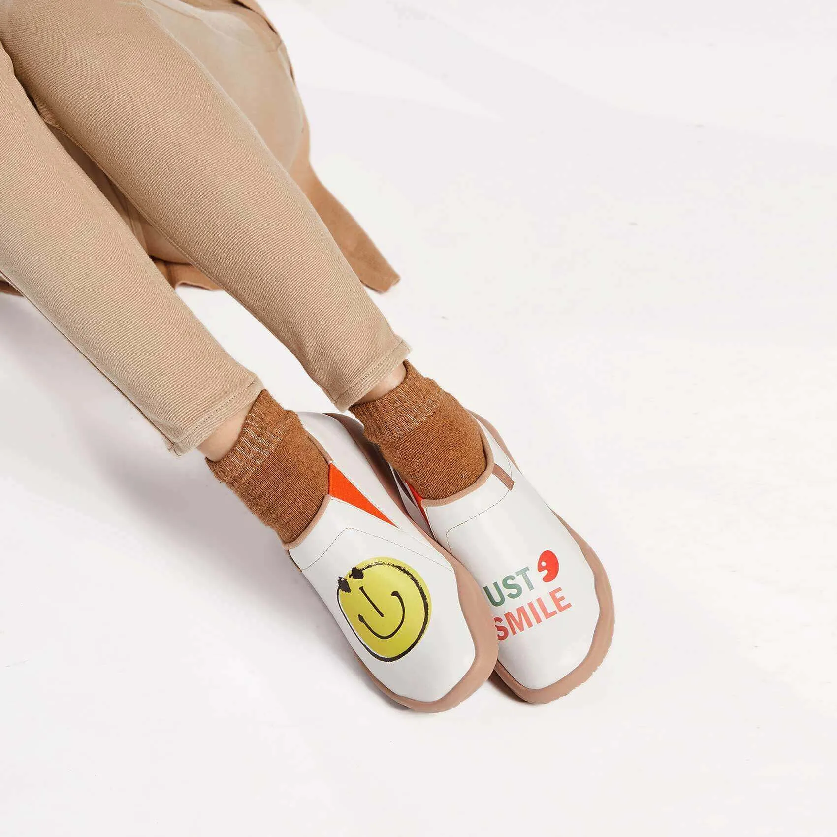 Smiley Microfiber Leather Women