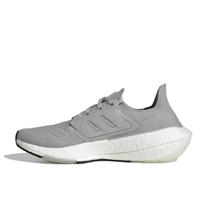 ULTRABOOST 22 W