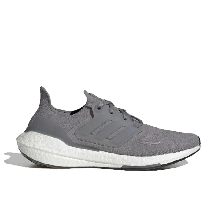 ULTRABOOST 22