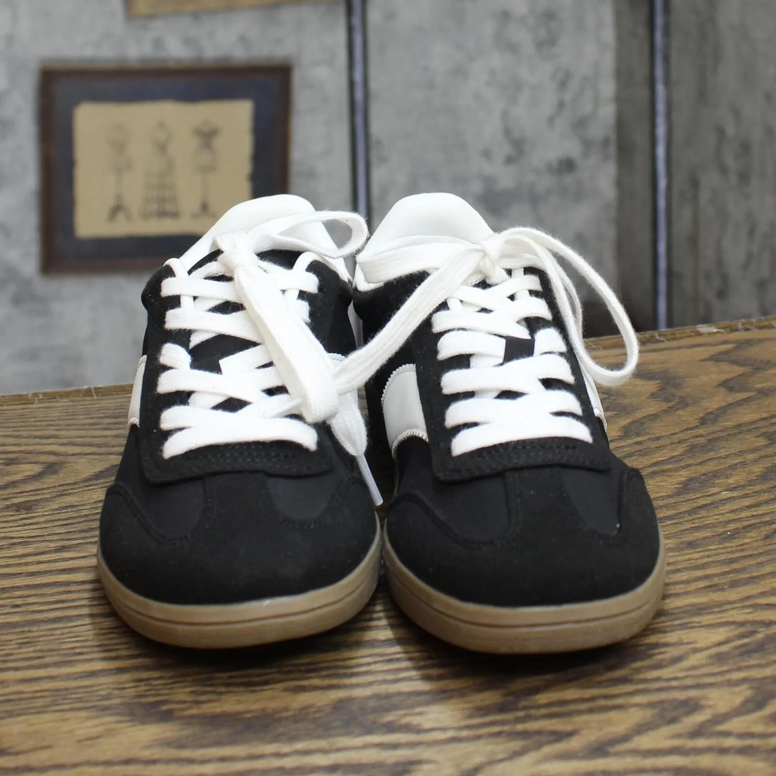 Universal Thread Spencer Fashion Sneakers with Memory Foam Insole Black 7M