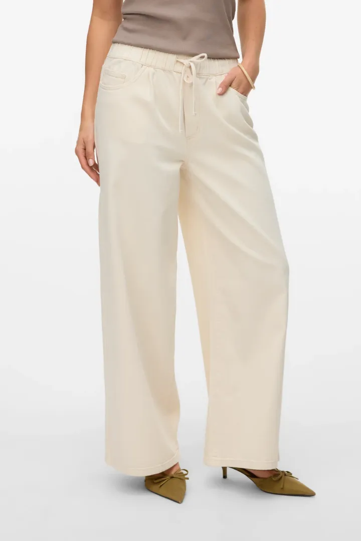Valeria Mid Rise String Staight Ecru Jeans