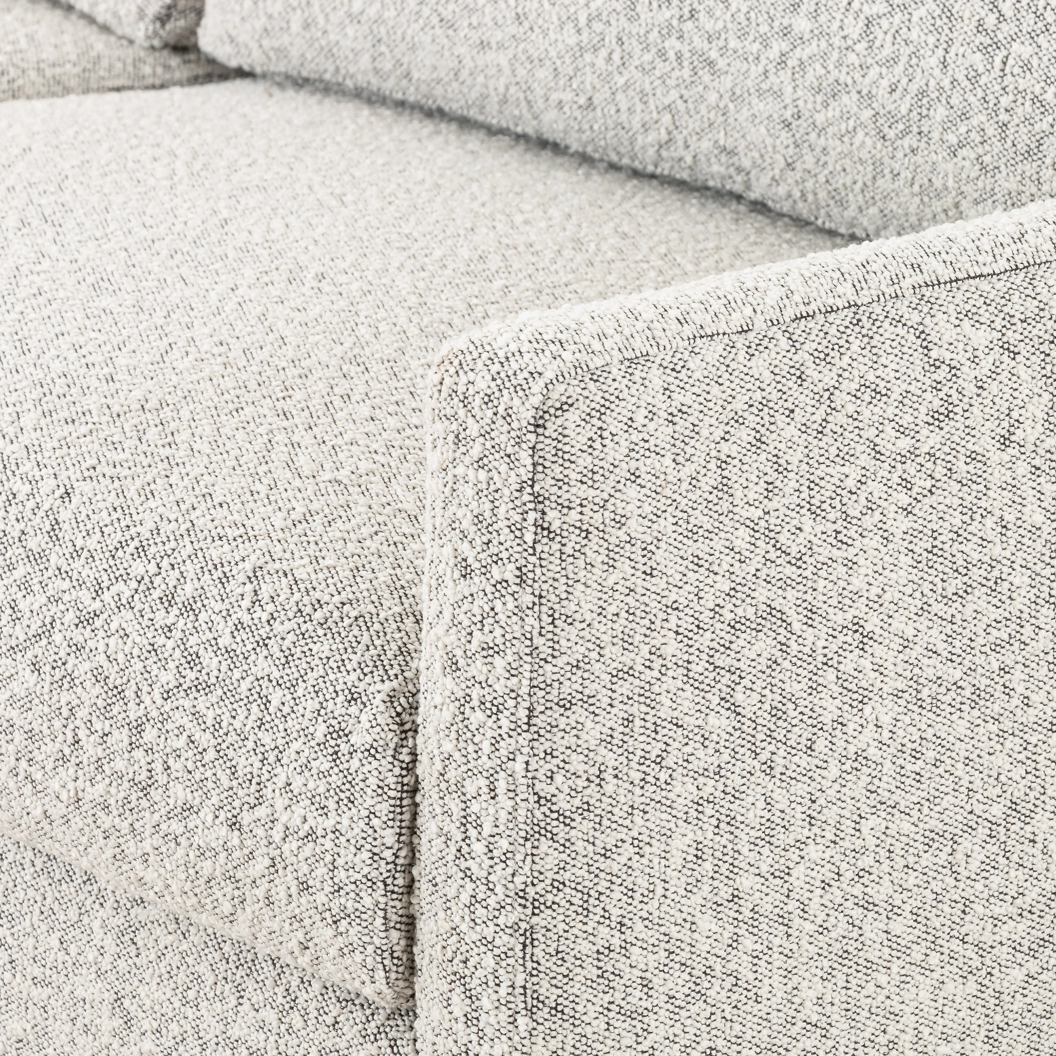 Vanna Sofa - Knoll Domino