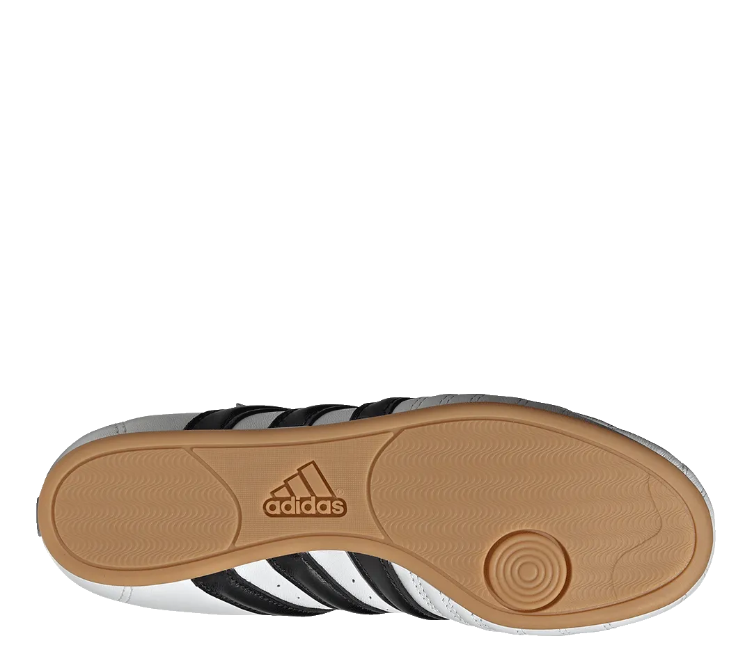 W Adidas Taekwondo